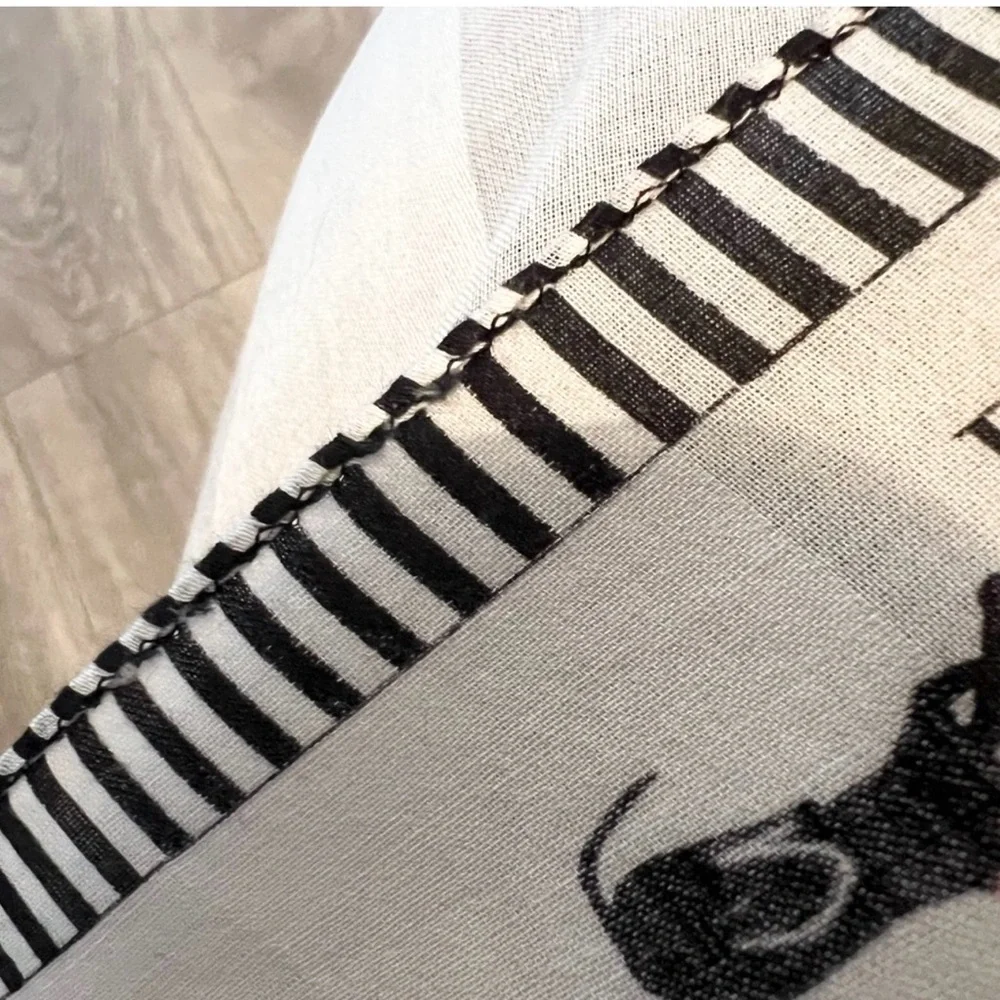 Burberry story scarf 23x23” rare scarf silk/cotton